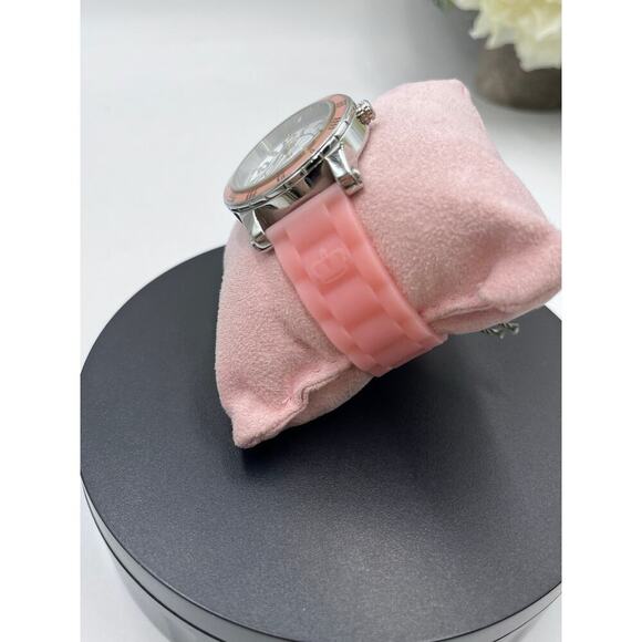 Juicy Couture HRH 1900615 Ladies Pink‎ Silicone Band Pave Watch New Battery main image 9